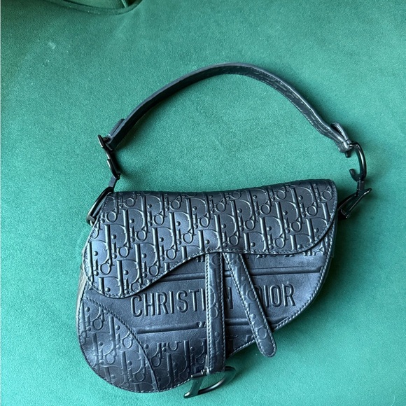 Christian Dior Embossed Oblique Black Saddle Bag - Picture 2 of 8